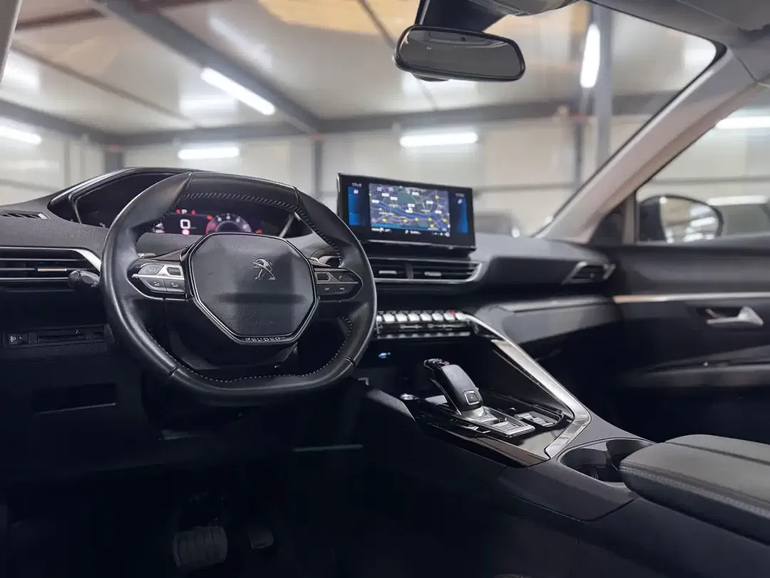 Peugeot 5008 - Thumbnail 11