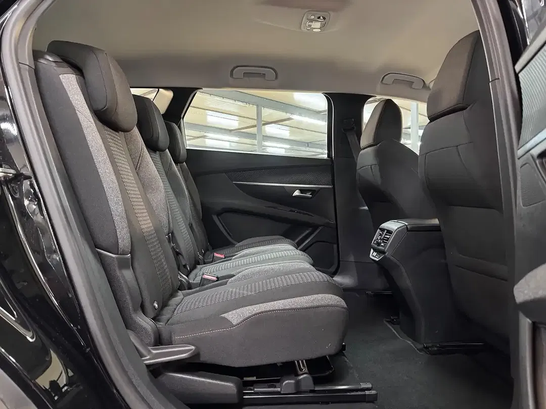 Peugeot 5008 - Thumbnail 8