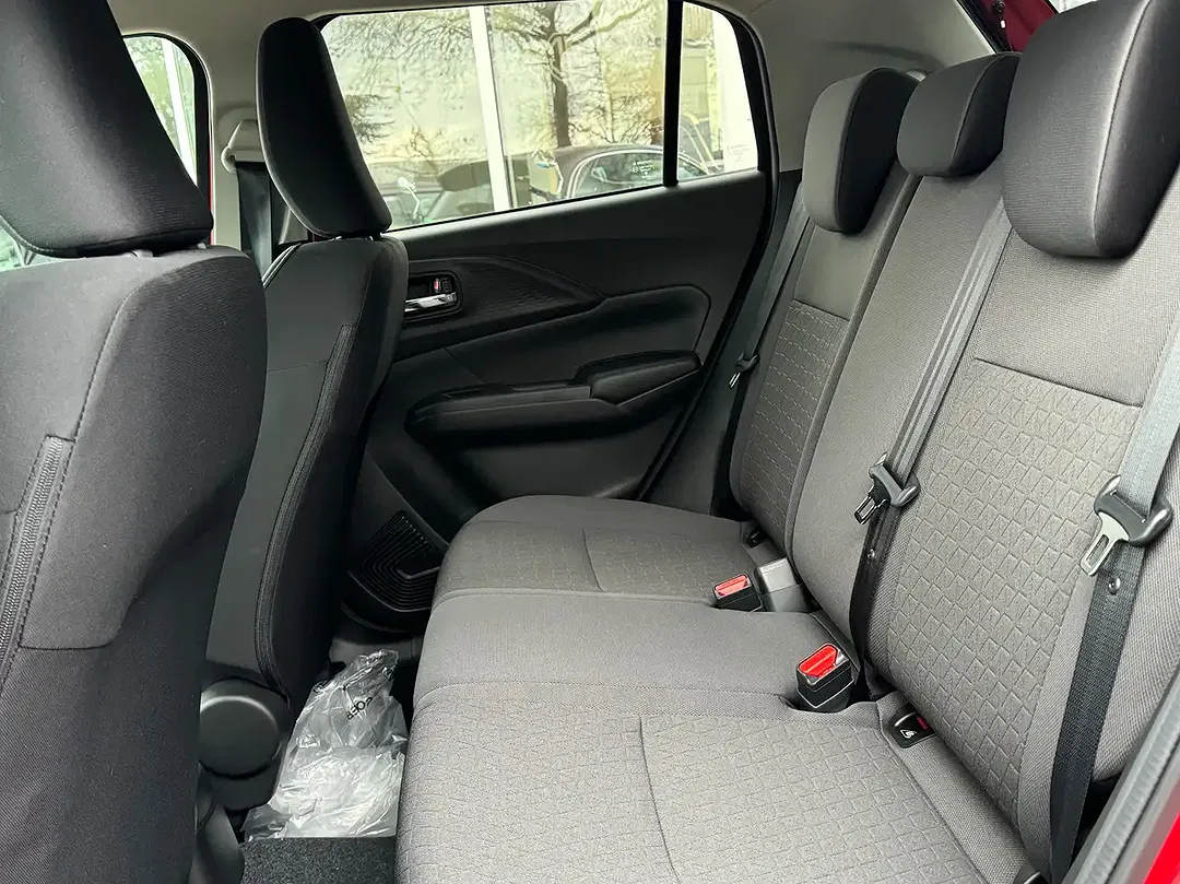 Suzuki Swift - Thumbnail 12