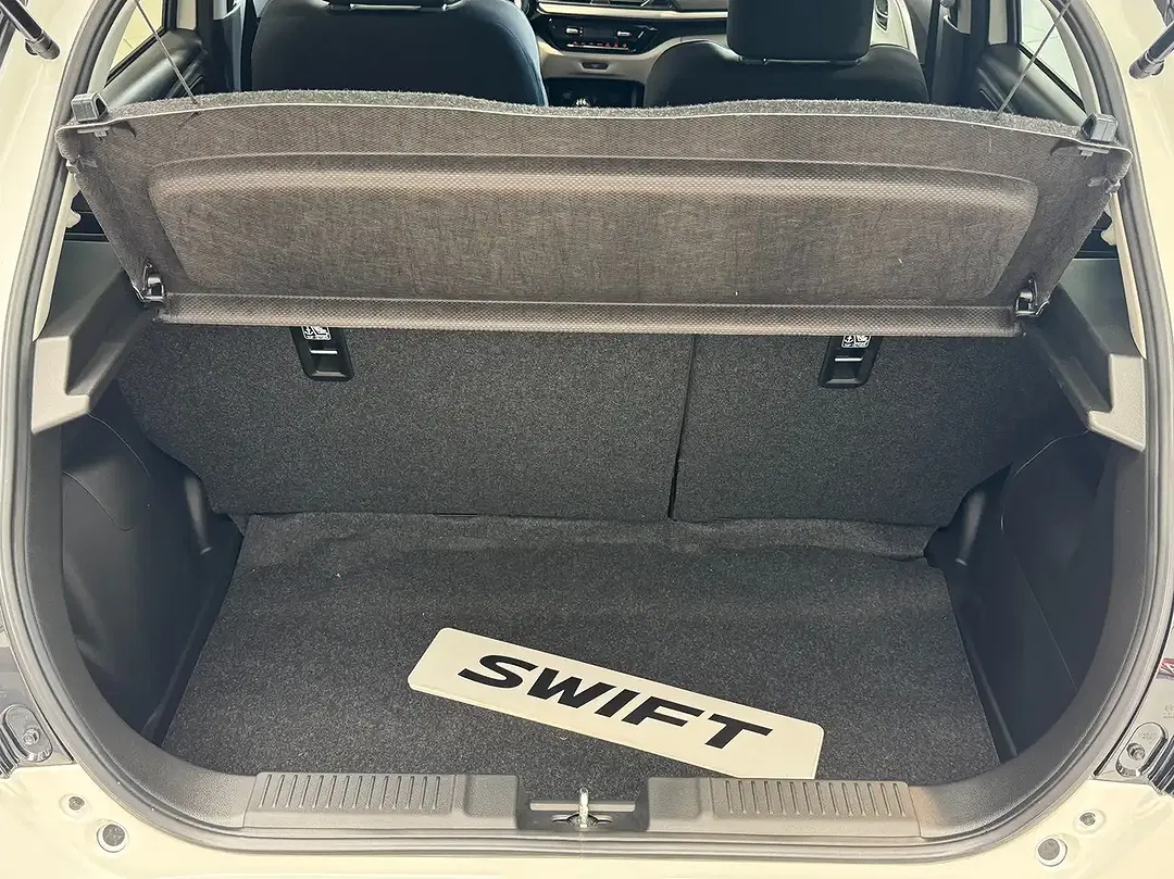 Suzuki Swift - Thumbnail 13