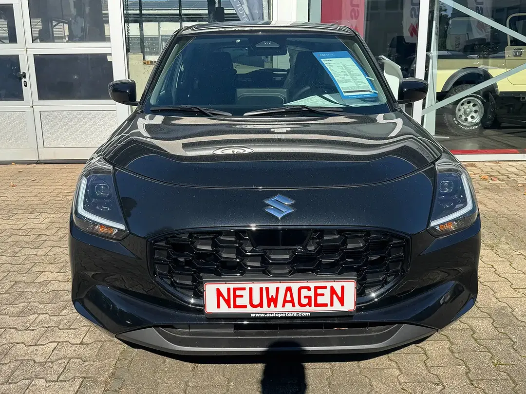 Suzuki Swift - Thumbnail 2