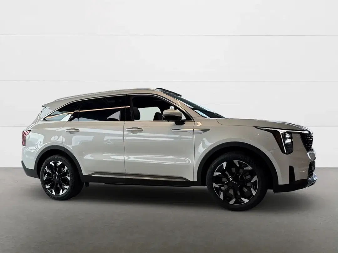 Kia Sorento - Thumbnail 9