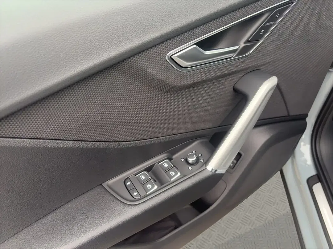 Audi Q2 - Thumbnail 10