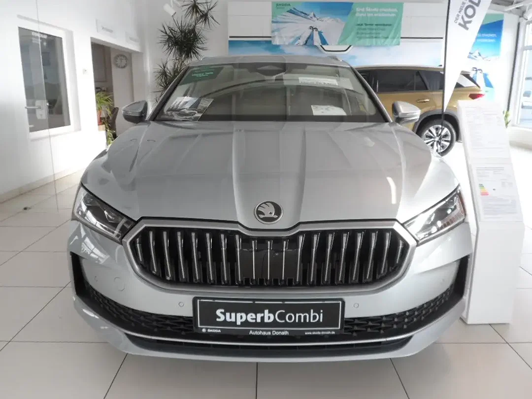 Skoda Superb - Afbeelding 1