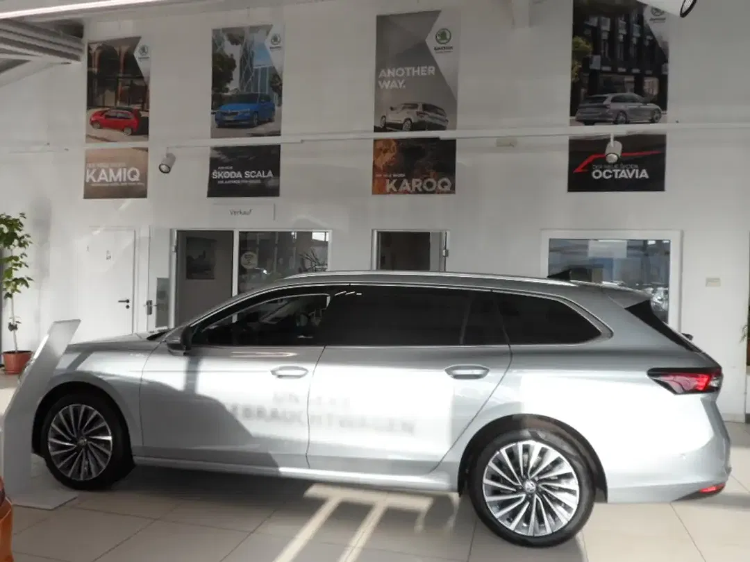 Skoda Superb - Thumbnail 3