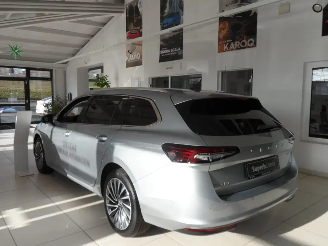 Skoda Superb - Thumbnail 4