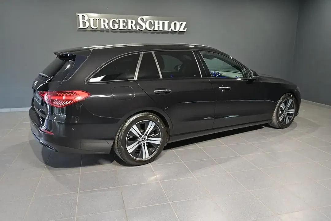 Mercedes-Benz C 200 - Thumbnail 2