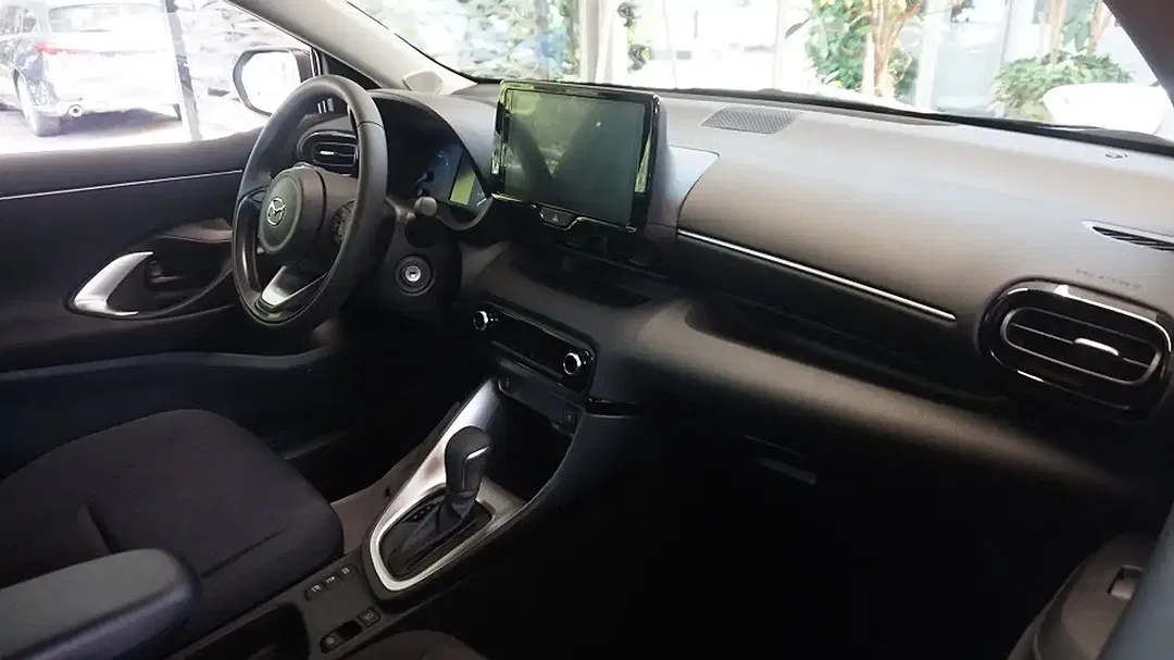 Mazda 2 - Thumbnail 5