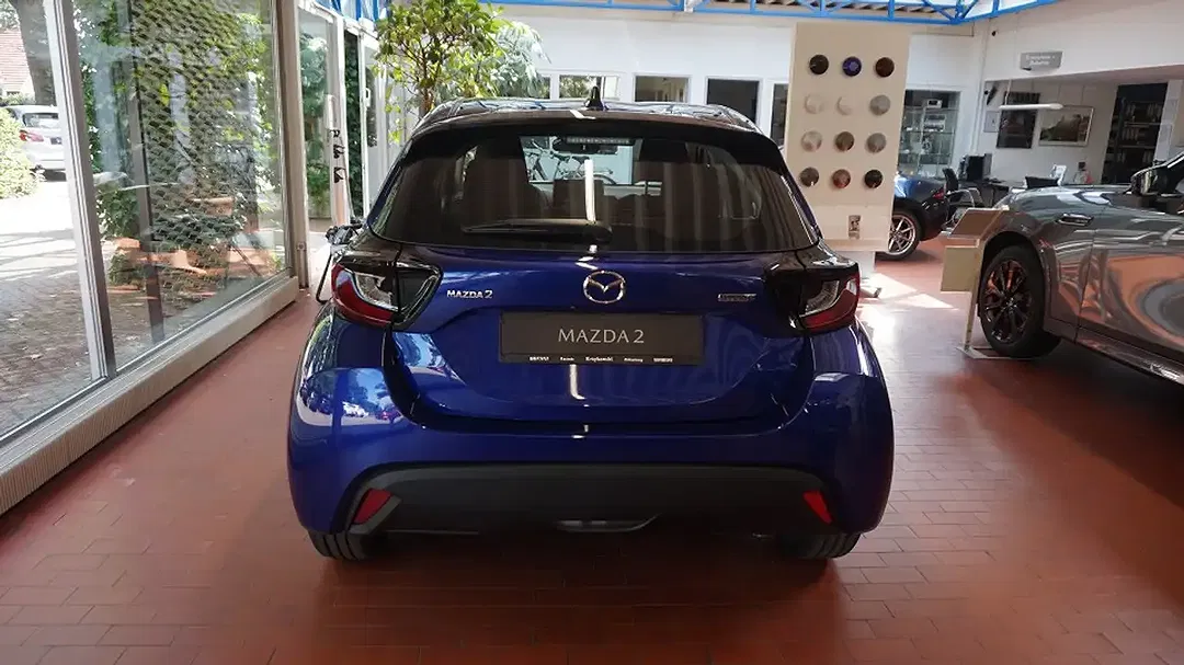 Mazda 2 - Thumbnail 8