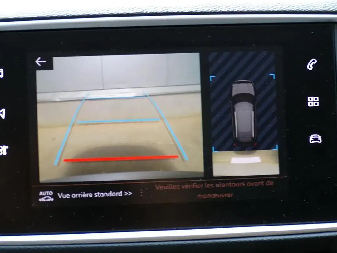 Peugeot 308 - Thumbnail 12