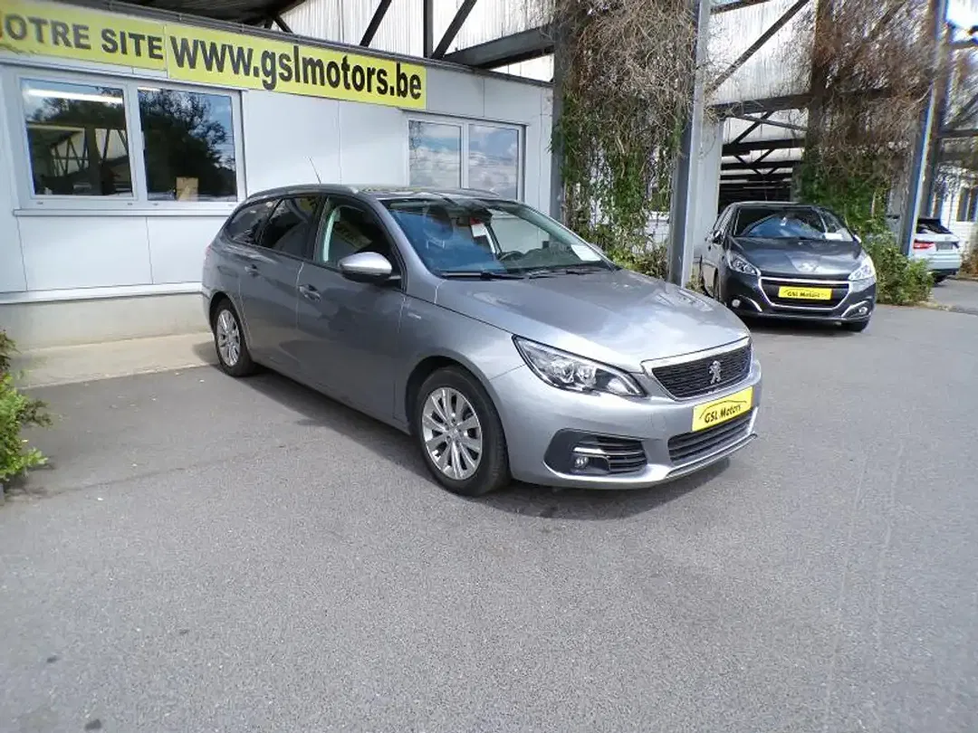 Peugeot 308 - Thumbnail 3