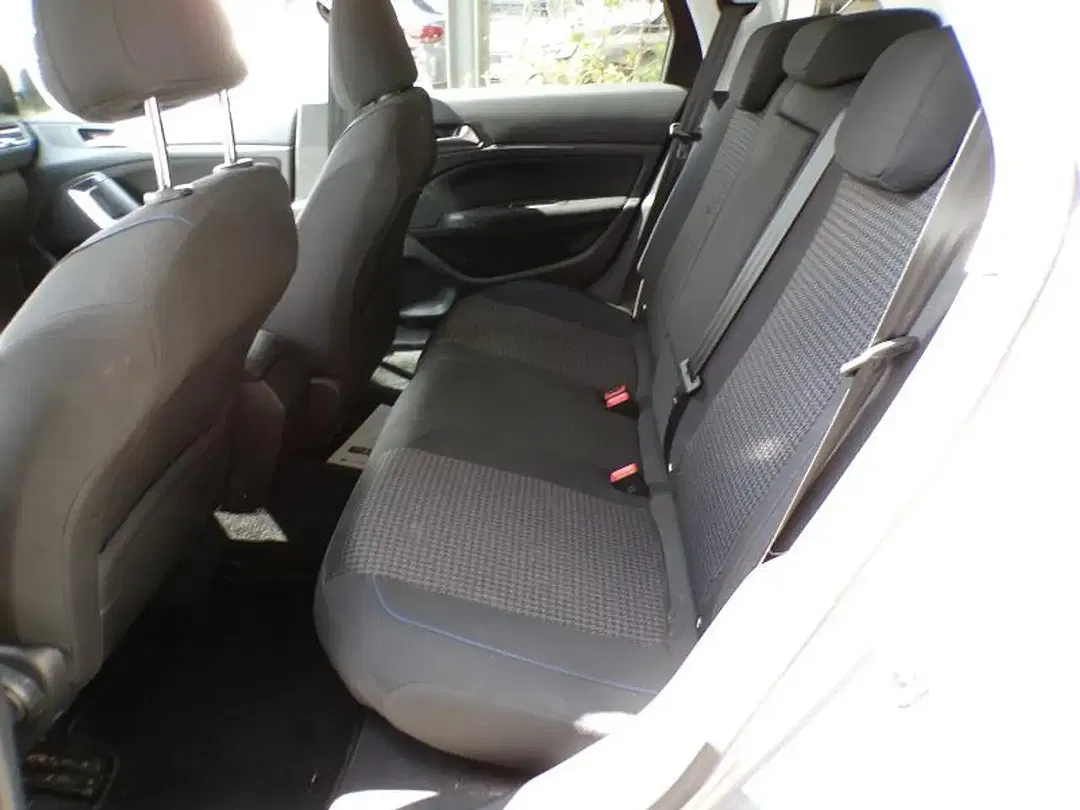 Peugeot 308 - Thumbnail 7