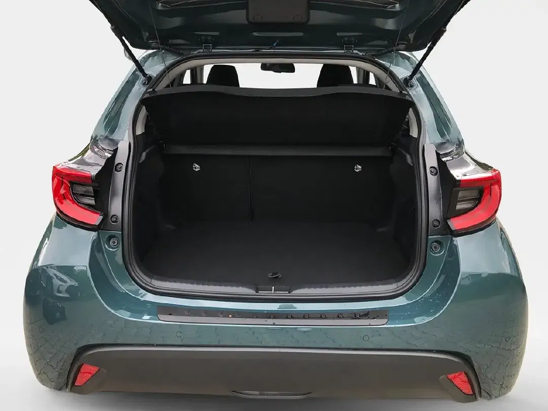 Toyota Yaris - Thumbnail 15
