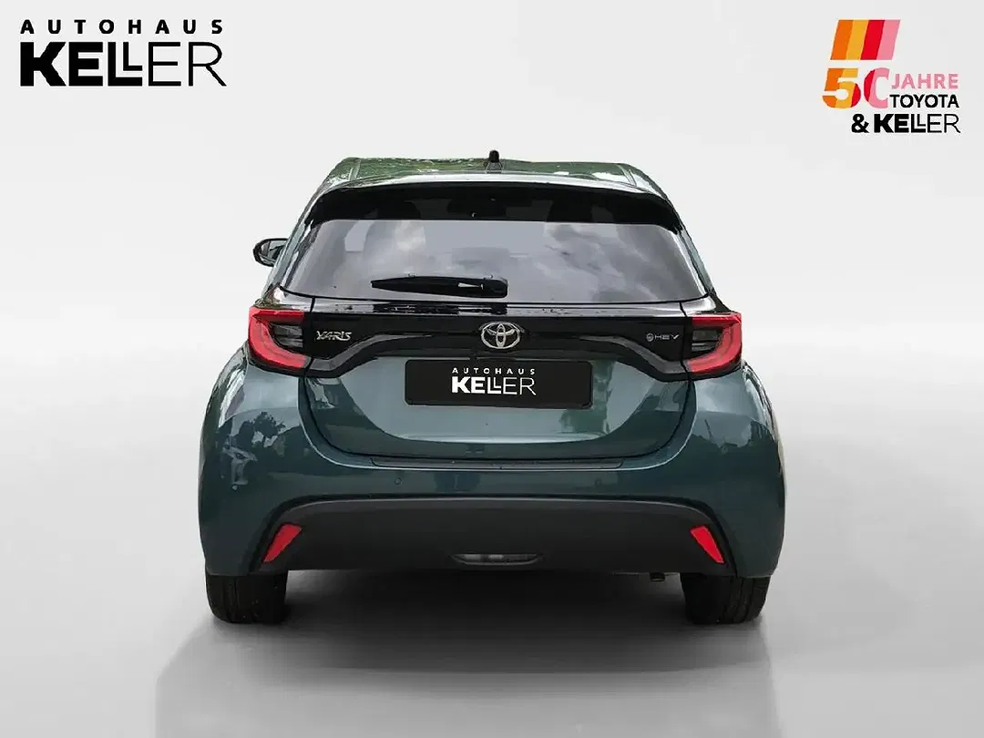 Toyota Yaris - Thumbnail 4
