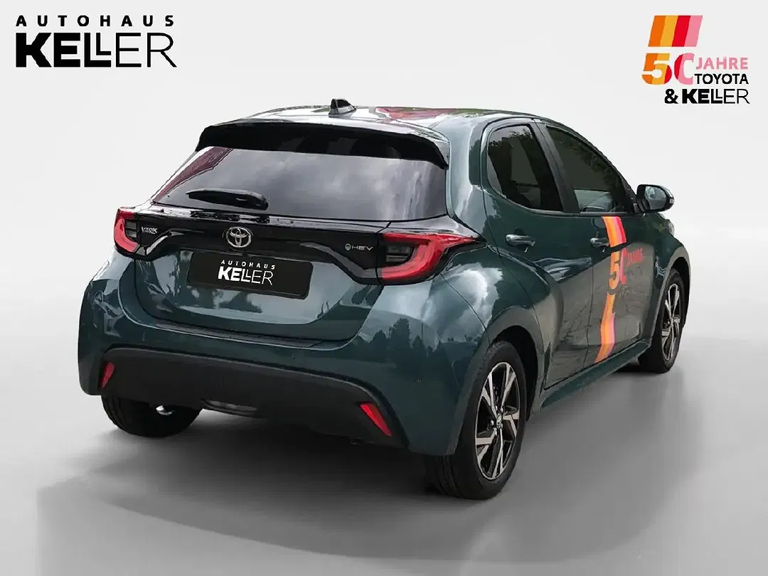 Toyota Yaris - Thumbnail 5