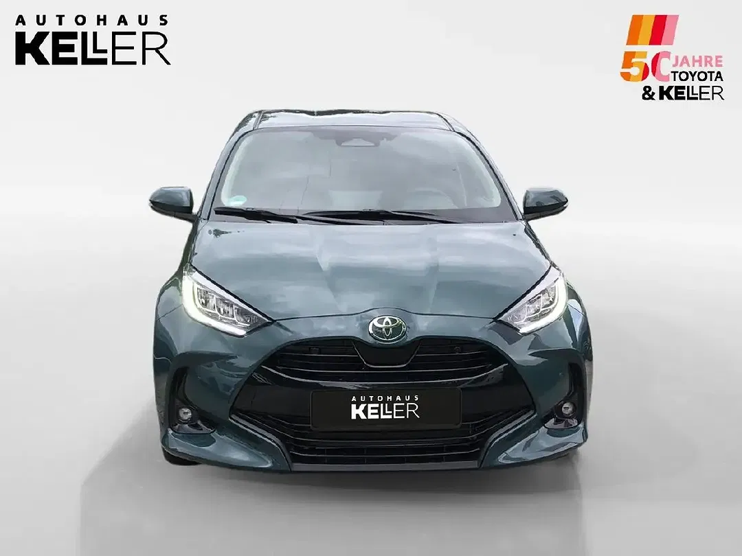 Toyota Yaris - Thumbnail 8