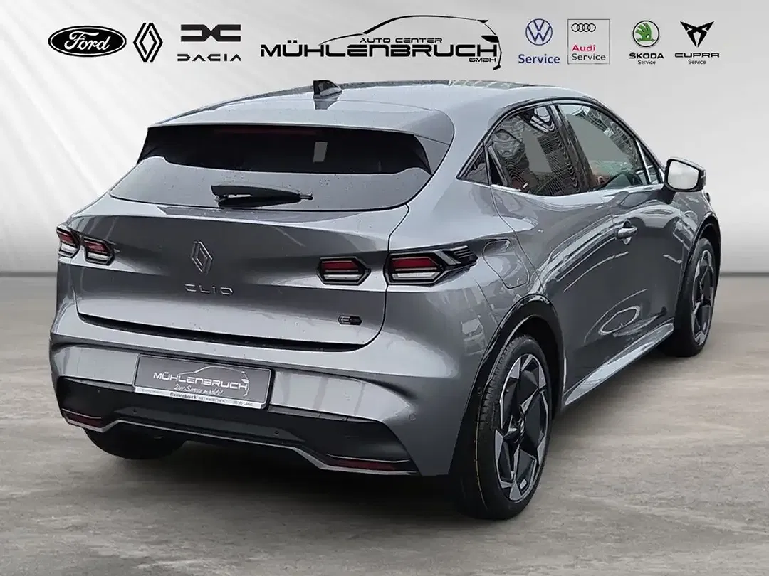 Renault Clio - Thumbnail 6