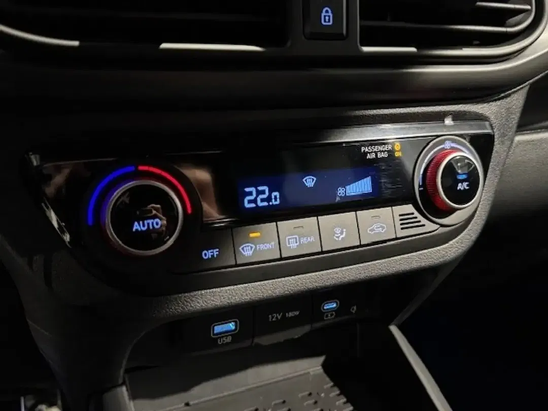 Hyundai i10 - Thumbnail 13