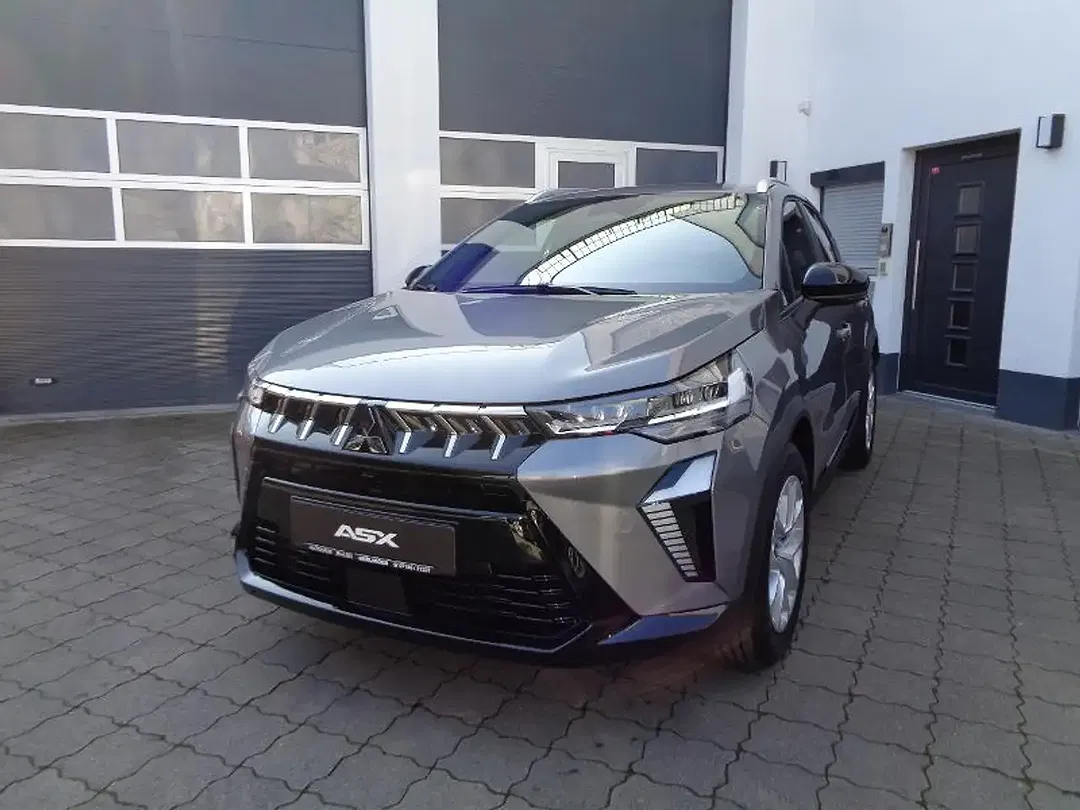 Mitsubishi ASX - Thumbnail 2