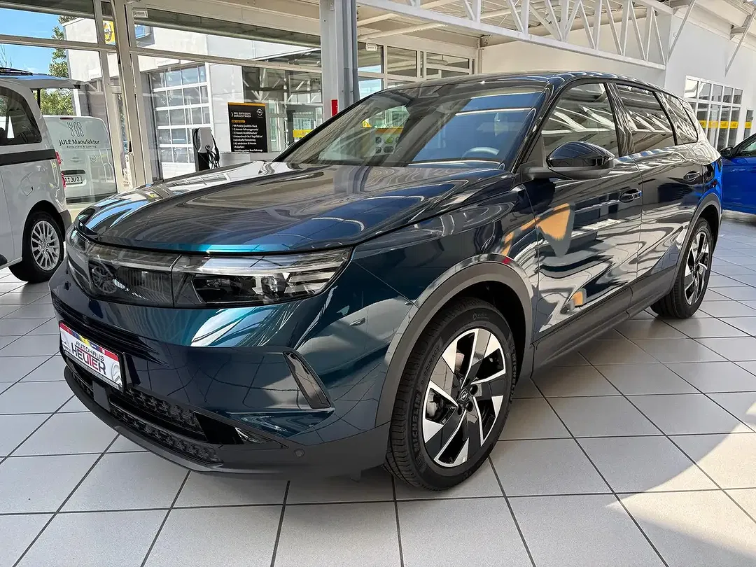 Opel Grandland - Thumbnail 1