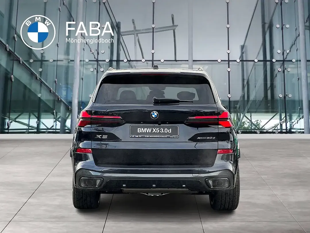 BMW X5 - Thumbnail 3
