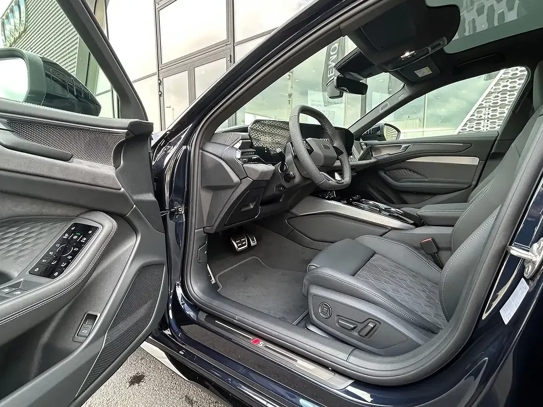 Audi A6 - Thumbnail 6