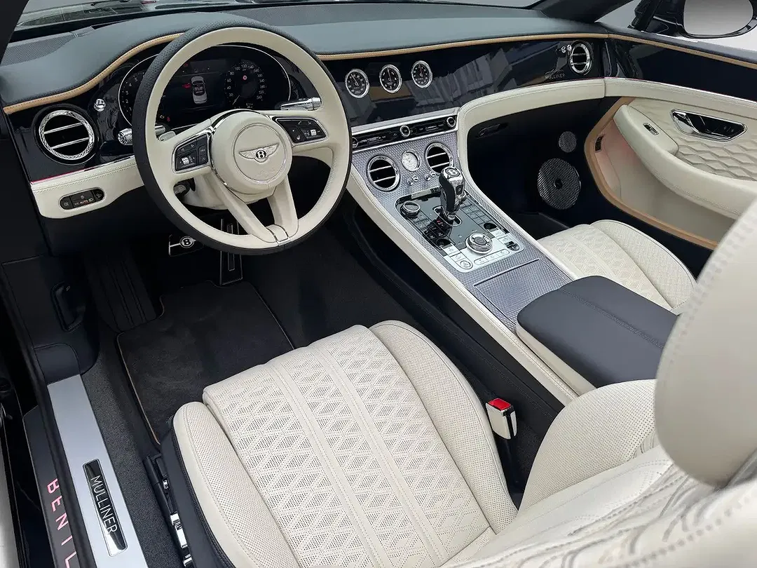 Bentley Continental GTC - Thumbnail 10