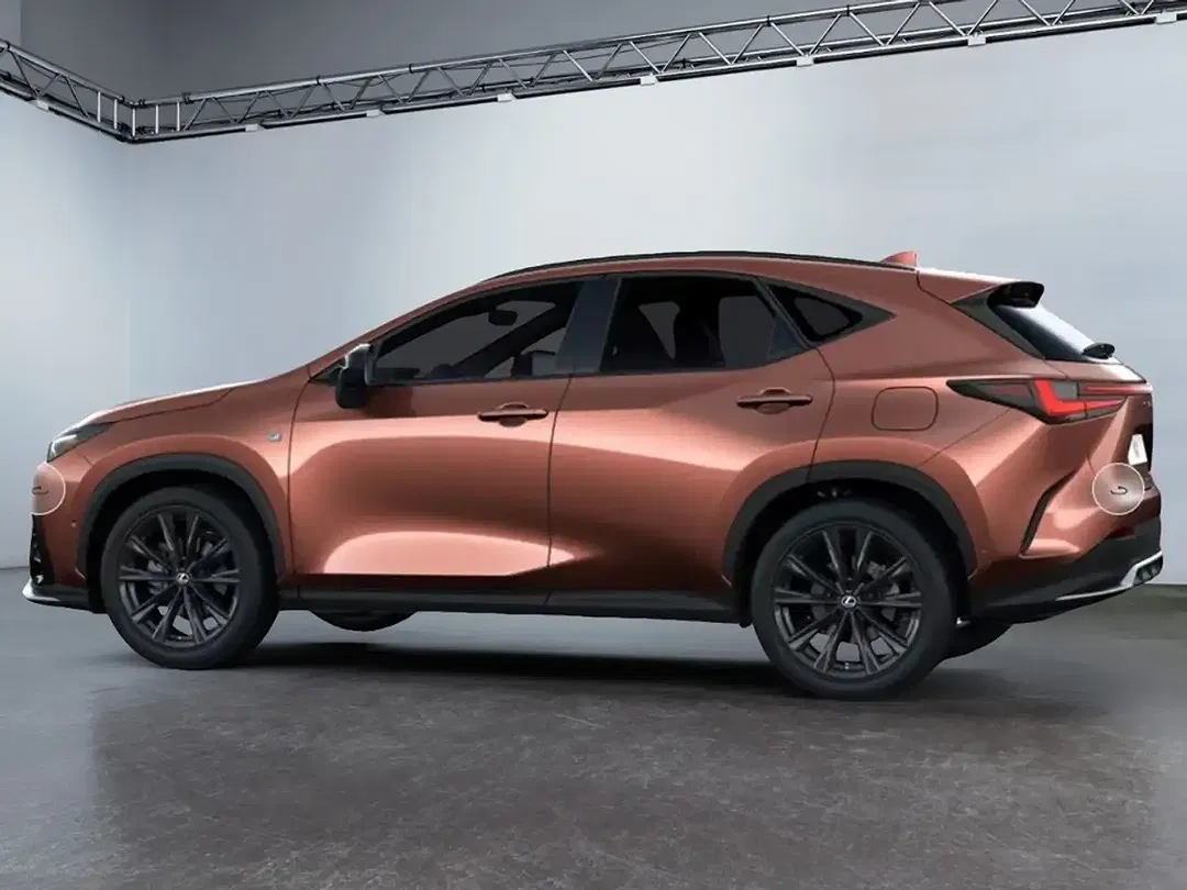 Lexus NX 450h+ - Thumbnail 3