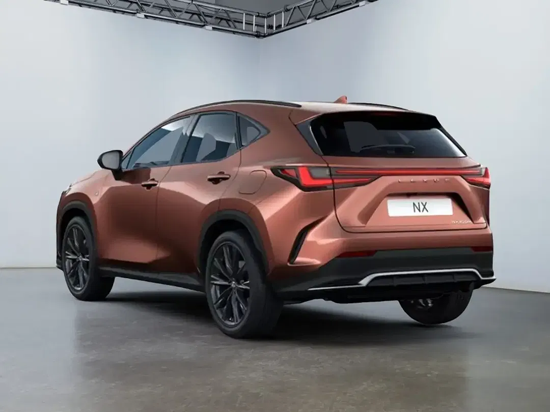 Lexus NX 450h+ - Thumbnail 4