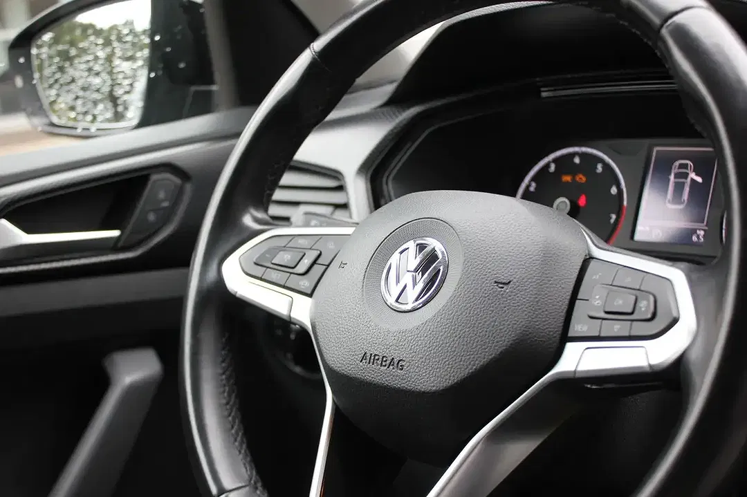 Volkswagen T-Cross - Thumbnail 13