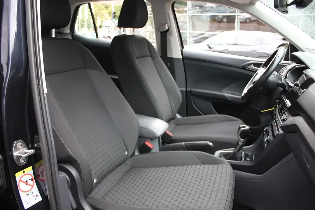 Volkswagen T-Cross - Thumbnail 7