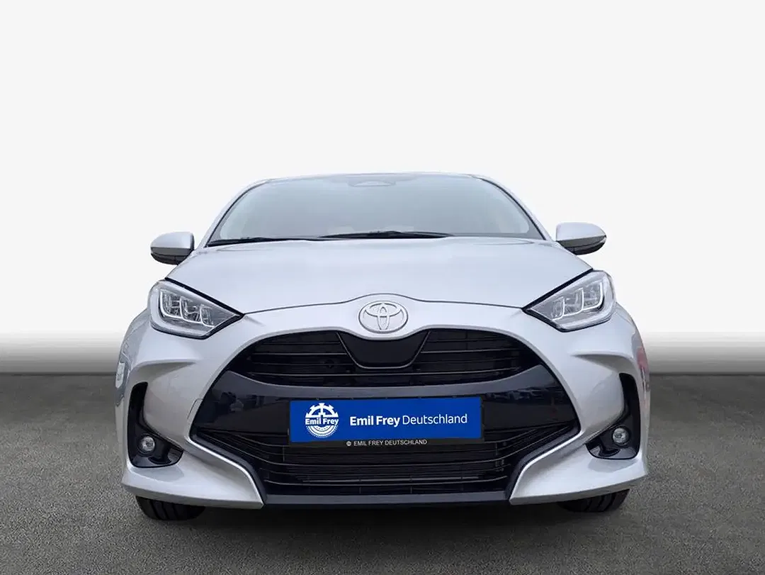 Toyota Yaris - Thumbnail 3
