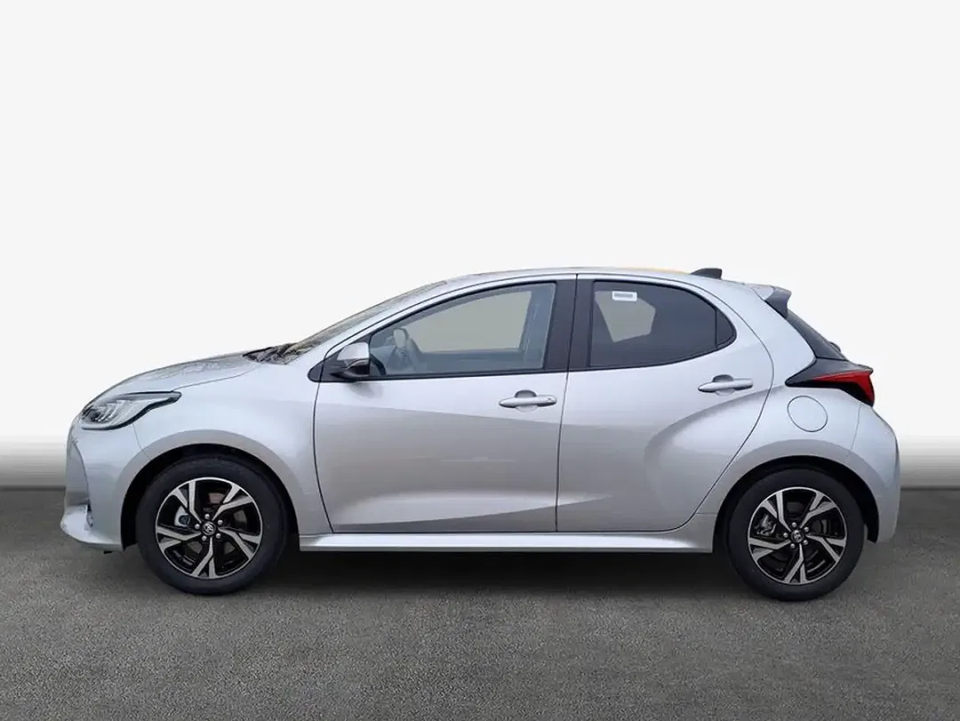 Toyota Yaris - Thumbnail 4
