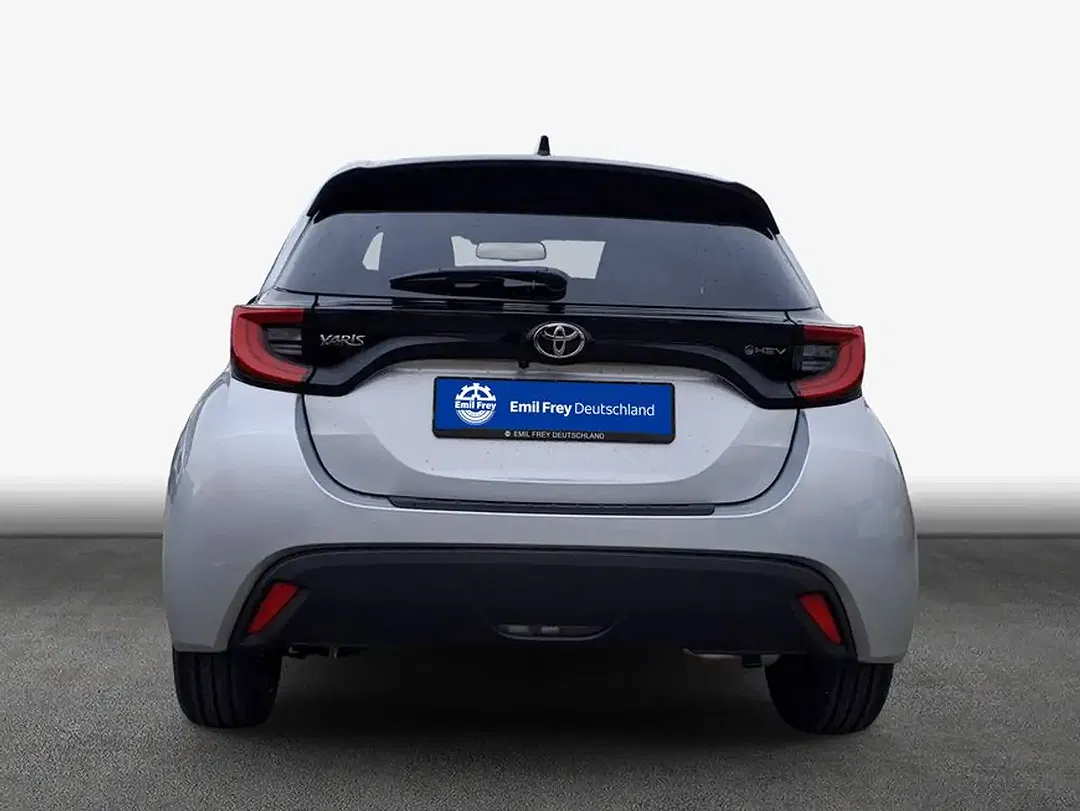 Toyota Yaris - Thumbnail 5
