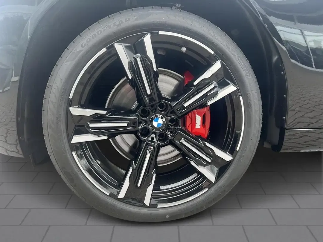 BMW X3 - Thumbnail 6