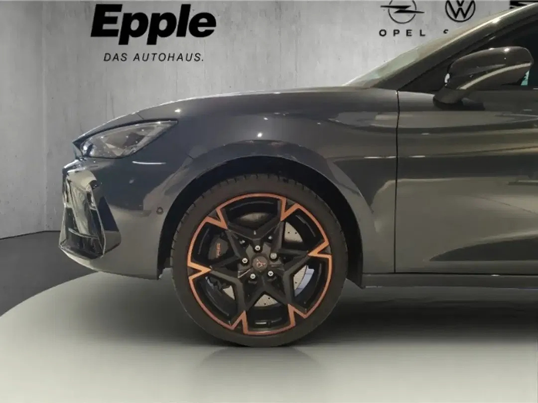 CUPRA Leon - Thumbnail 6