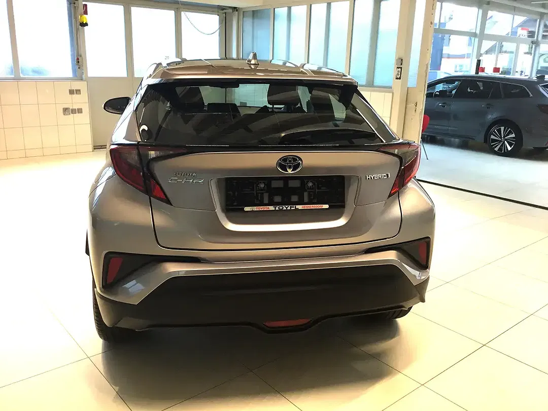 Toyota C-HR - Thumbnail 6