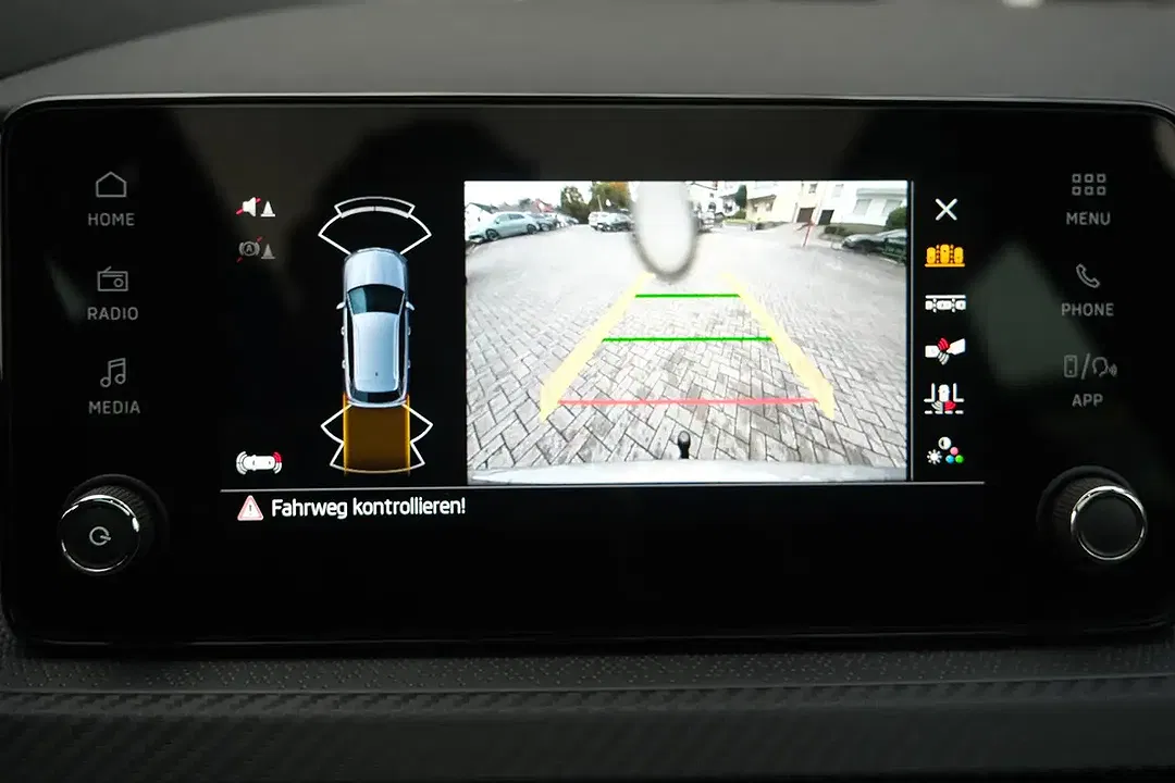 Skoda Kamiq - Thumbnail 15