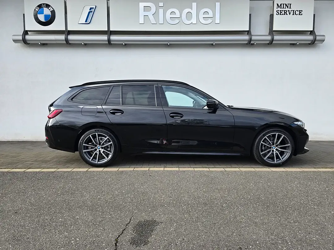 BMW 318 - Thumbnail 2