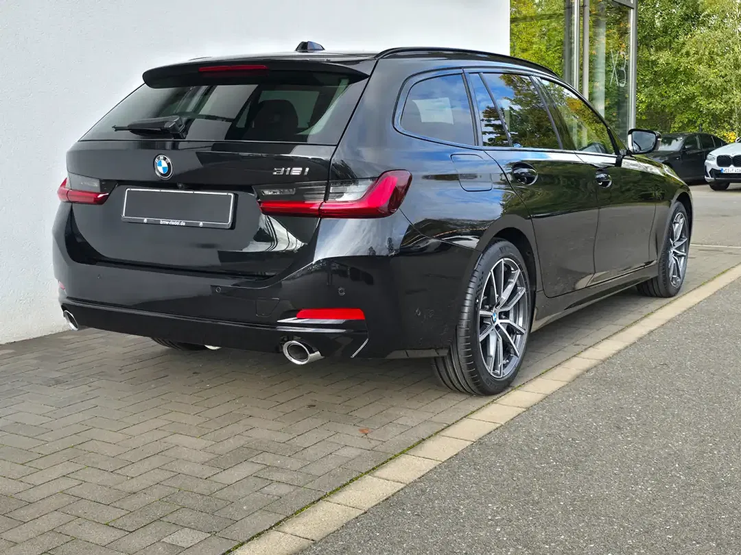 BMW 318 - Thumbnail 3
