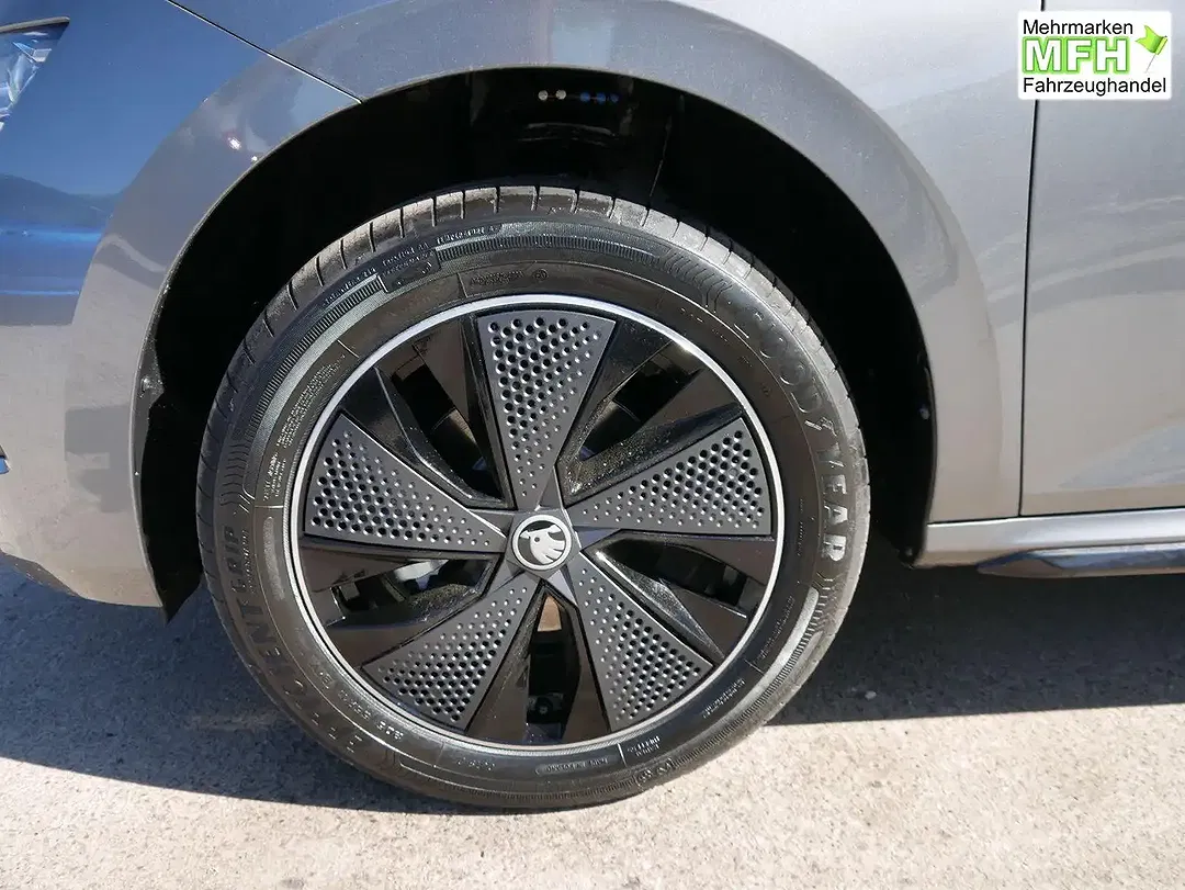 Skoda Kamiq - Thumbnail 3