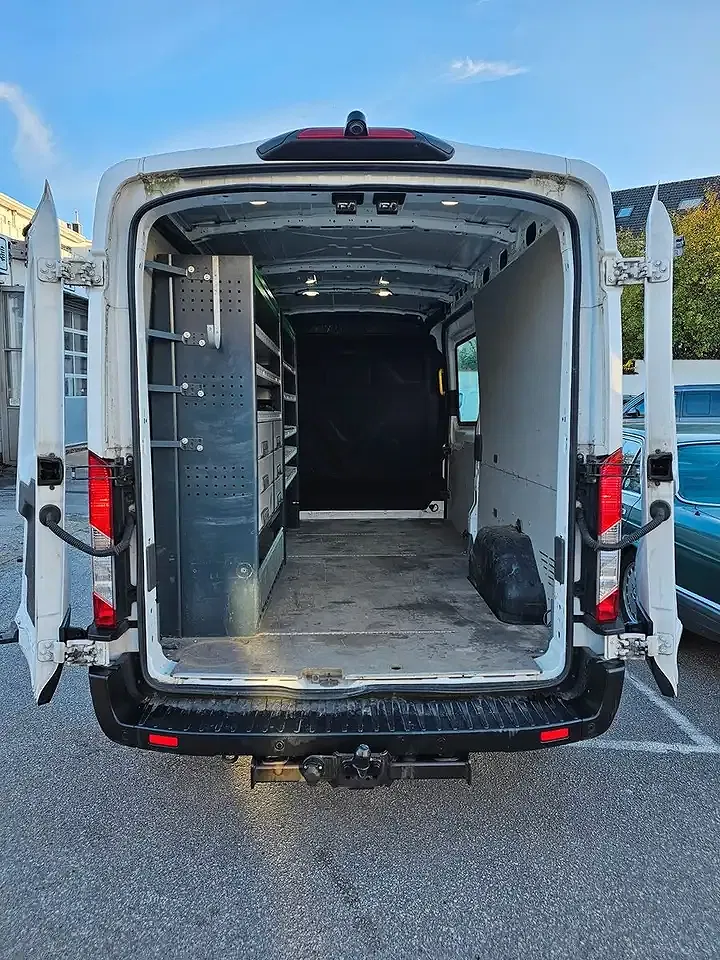 Ford Transit - Thumbnail 11
