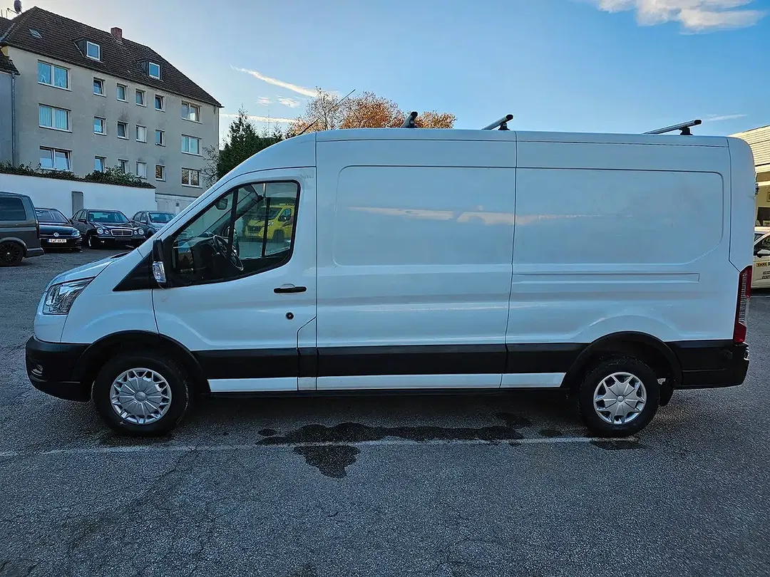 Ford Transit - Thumbnail 4