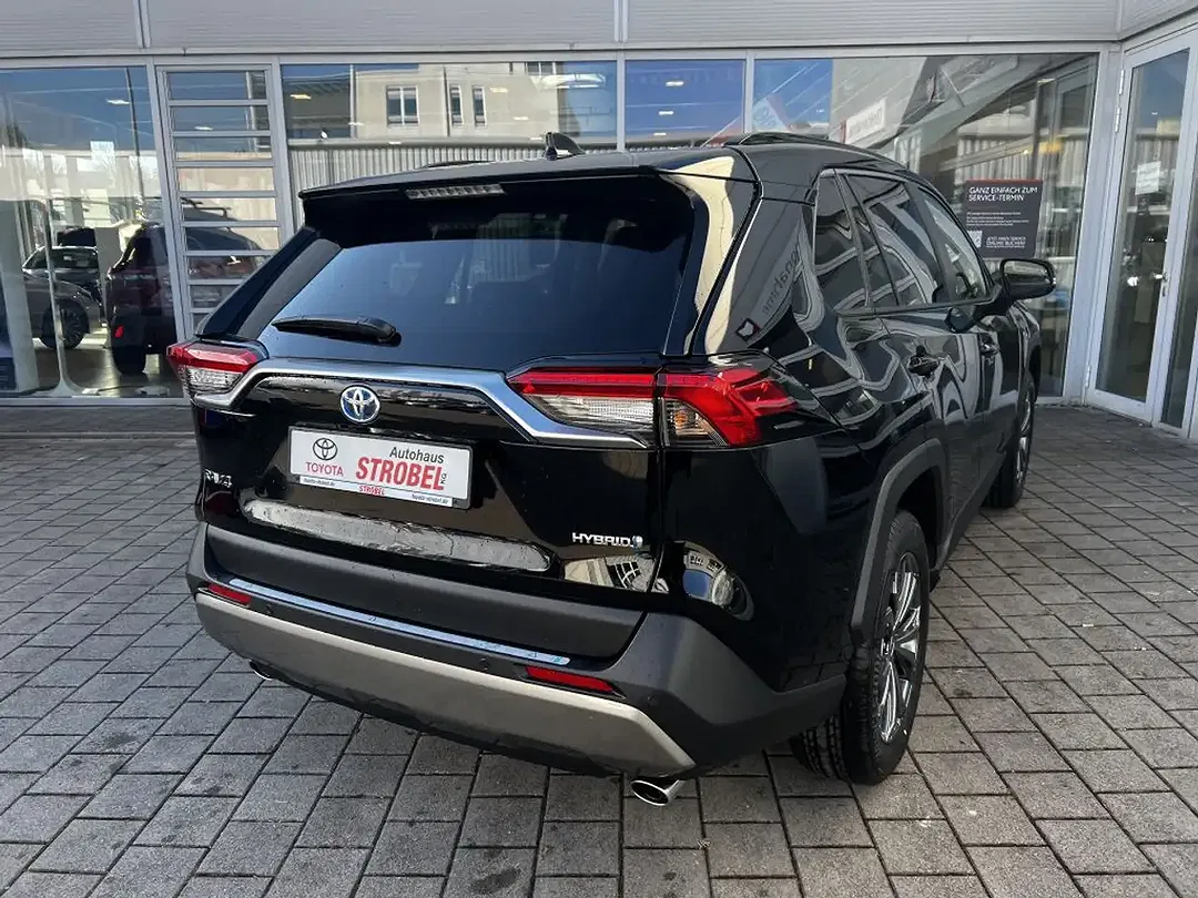 Toyota RAV 4 - Thumbnail 6