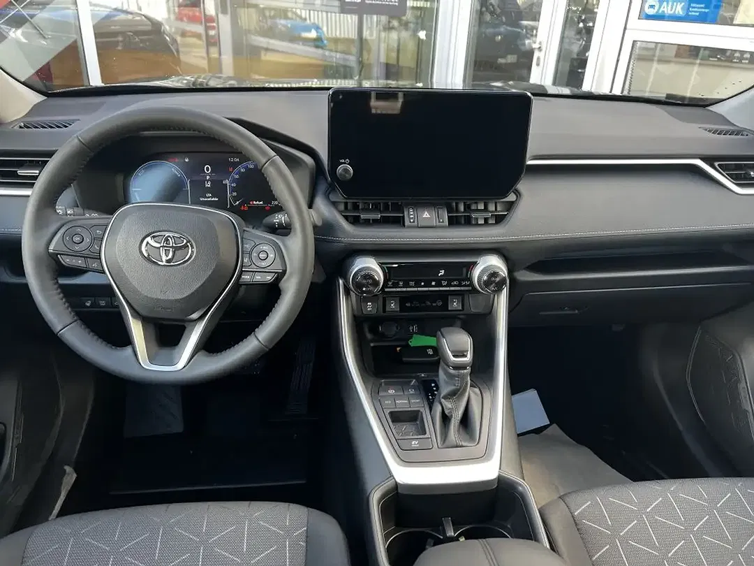 Toyota RAV 4 - Thumbnail 8