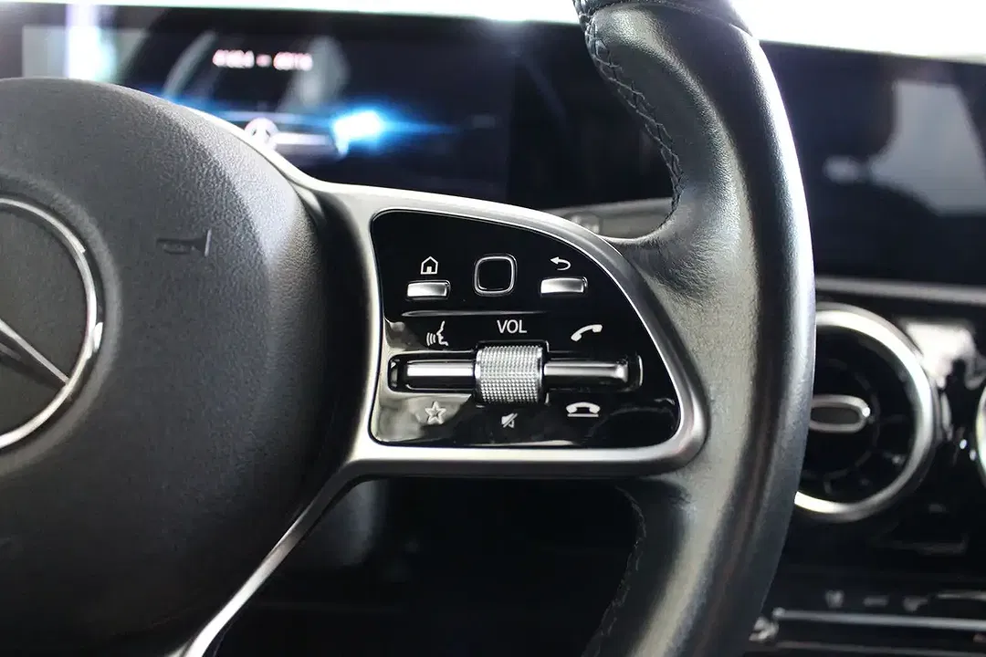 Mercedes-Benz A 220 - Thumbnail 10