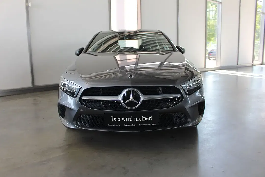 Mercedes-Benz A 220 - Thumbnail 2
