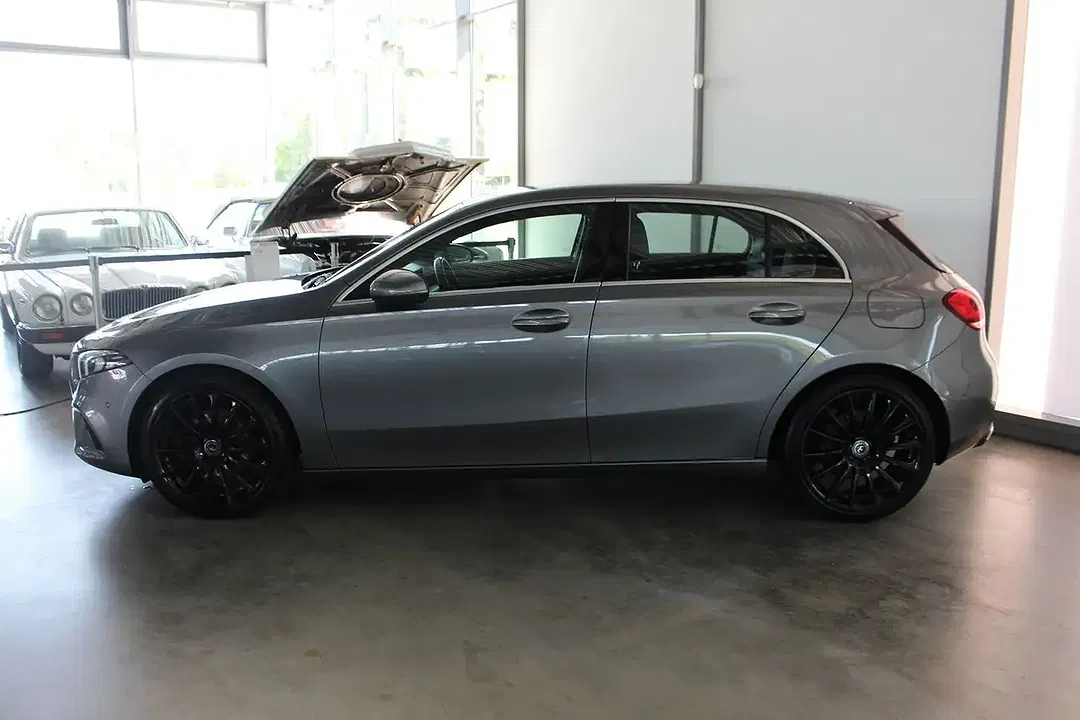 Mercedes-Benz A 220 - Thumbnail 3