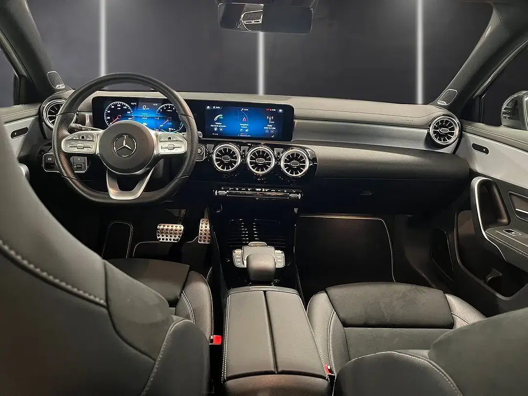 Mercedes-Benz A 250 - Thumbnail 10