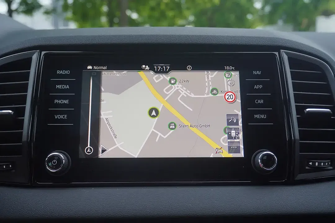 Skoda Karoq - Thumbnail 12